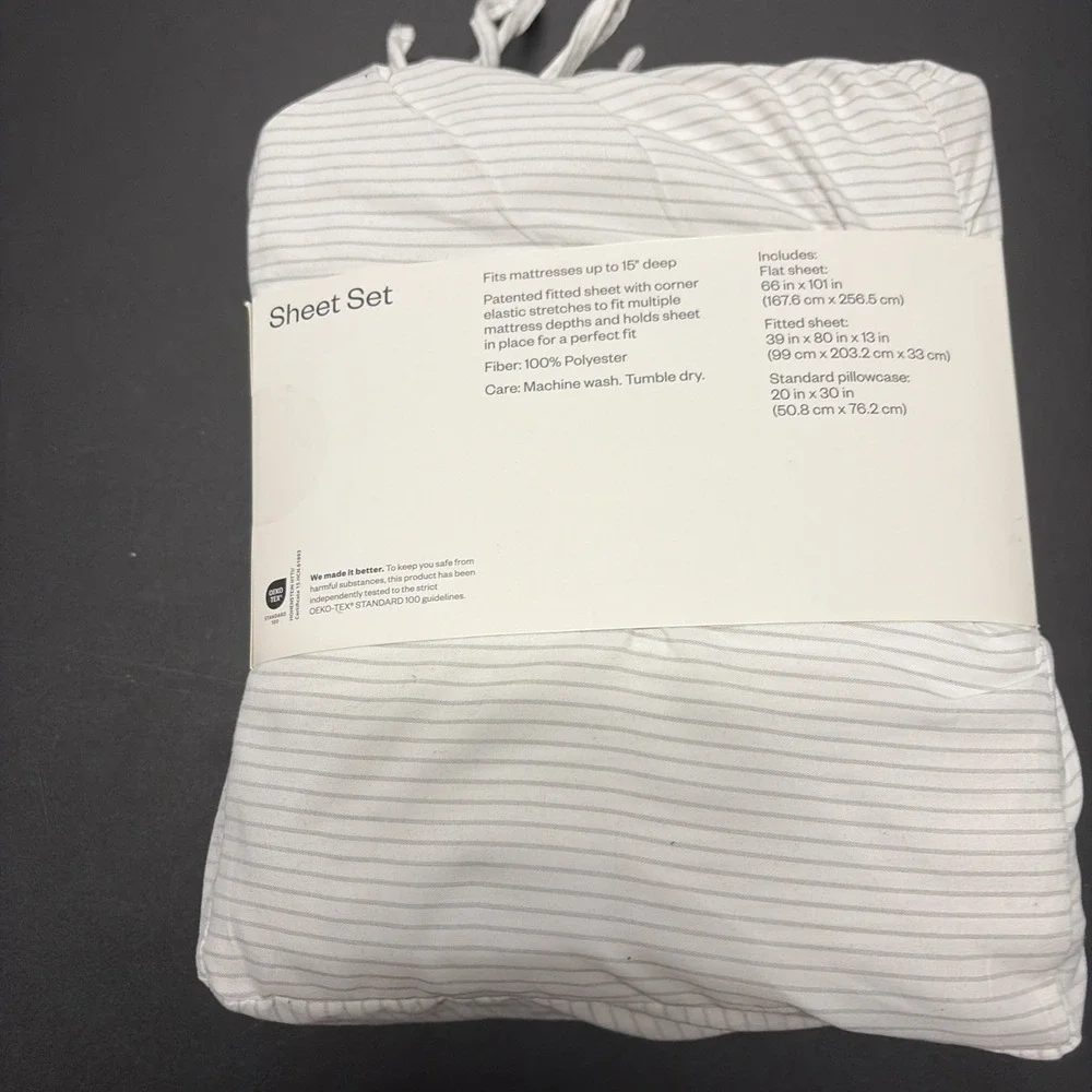Room Essentials Twin Or XL Twin Size Bed Sheet Set, White W Gray Stripes 20673